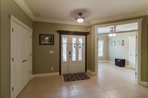 1004 Montclair Dr, Redding, CA 96003 photo 4
