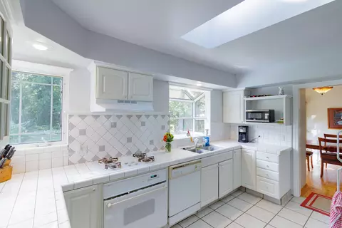 5540 Elm Ln, Redding, CA 96001 photo 6