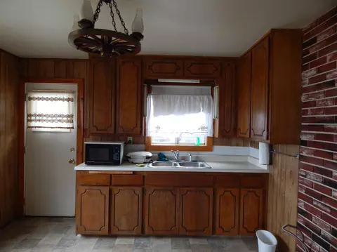 3712 Fairgrounds Dr, Anderson, CA 96007 photo 23
