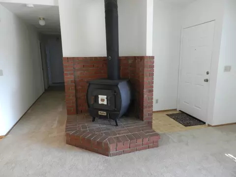 16984 Catalina Way, Redding, CA 96003 photo 4