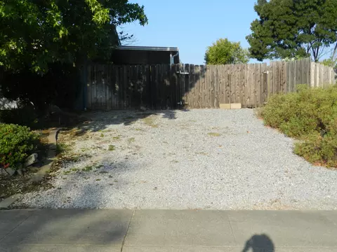 16984 Catalina Way, Redding, CA 96003 photo 6