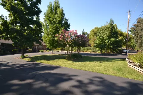 3886 Cheryl Dr, Redding, CA 96002 photo 16