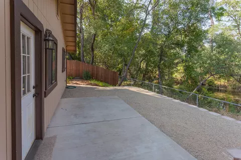 1529 Arroyo Manor Dr, Redding, CA 96003 photo 16