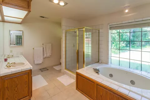 1529 Arroyo Manor Dr, Redding, CA 96003 photo 9