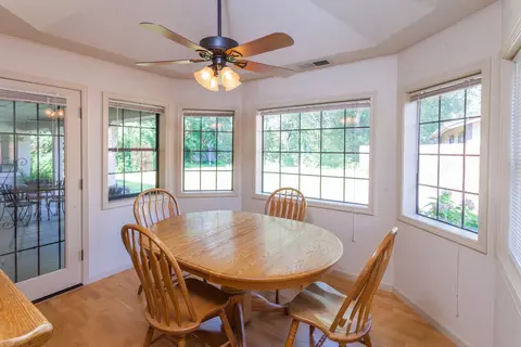 1529 Arroyo Manor Dr, Redding, CA 96003 photo 6
