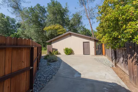 1529 Arroyo Manor Dr, Redding, CA 96003 photo 15