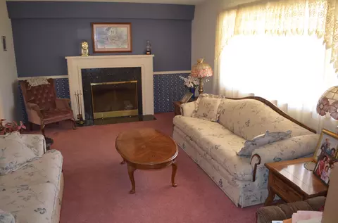 7056 Riata Dr, Redding, CA 96002 photo 5