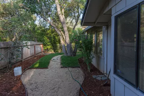3414 Somerset, Redding, CA 96002 photo 21