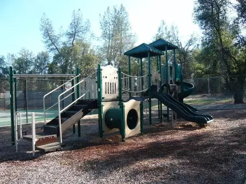 13325 Tierra Heights Rd, Redding, CA 96003 photo 11