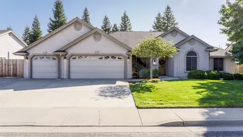 279 River Park Dr, Redding, CA 96003 photo 2