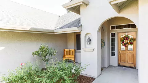 279 River Park Dr, Redding, CA 96003 photo 1