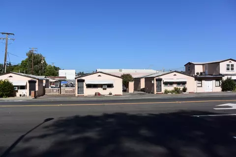 882 Market St, Redding, CA 96003 photo 3