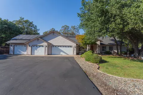 7380 Quiet Dr, Anderson, CA 96007 photo 2