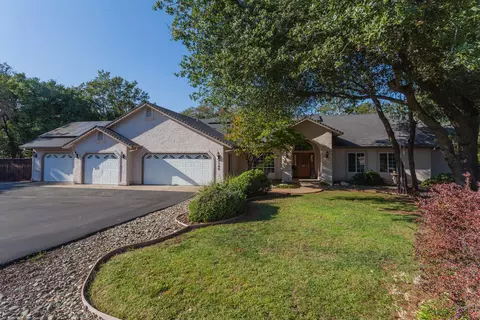 7380 Quiet Dr, Anderson, CA 96007 photo 1