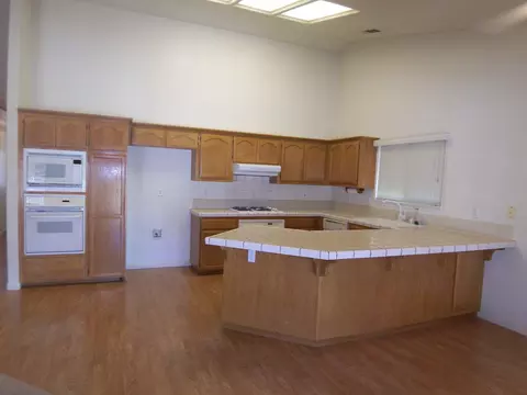4594 Shannon Pl, Redding, CA 96001 photo 9