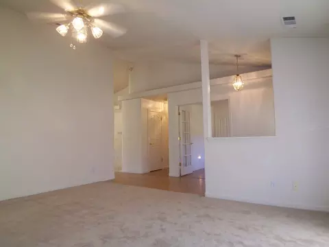 4594 Shannon Pl, Redding, CA 96001 photo 5