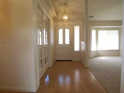 4594 Shannon Pl, Redding, CA 96001 photo 3