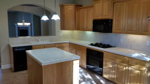 512 Castenda Dr, Redding, CA 96003 photo 9