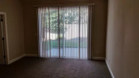512 Castenda Dr, Redding, CA 96003 photo 5