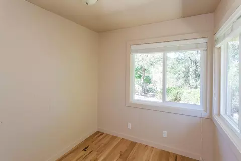 3230 Sunset Dr, Redding, CA 96001 photo 16