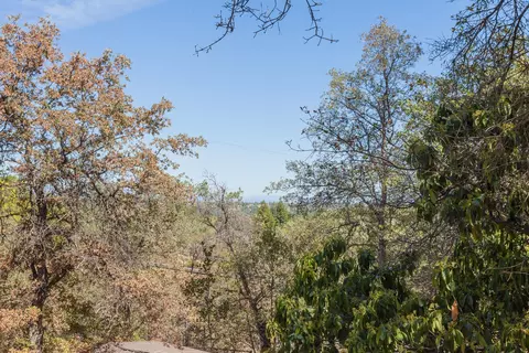 3230 Sunset Dr, Redding, CA 96001 photo 20