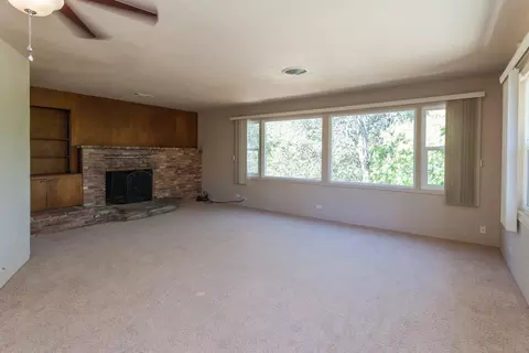 3230 Sunset Dr, Redding, CA 96001 photo 8