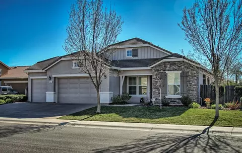 643 Rivercrest Pkwy, Redding, CA 96002 photo 1