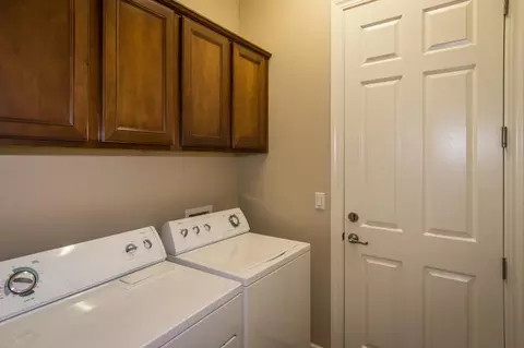 643 Rivercrest Pkwy, Redding, CA 96002 photo 35