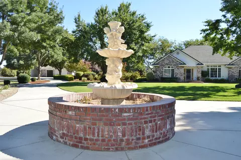 7435 Danish Ln, Redding, CA 96002 photo 5