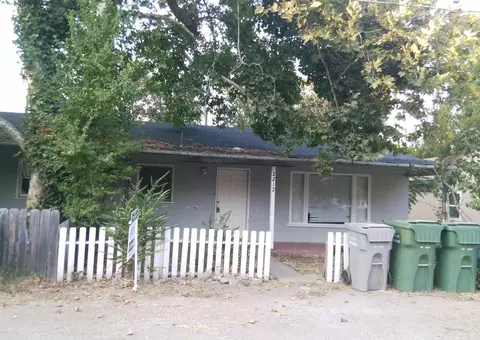 2210 Concord Ln, Redding, CA 96001 photo 2