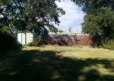 2210 Concord Ln, Redding, CA 96001 photo 3