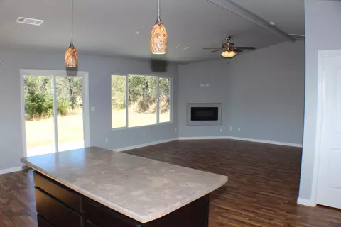 9305 Richison Ranch Rd, Redding, CA 96001 photo 3