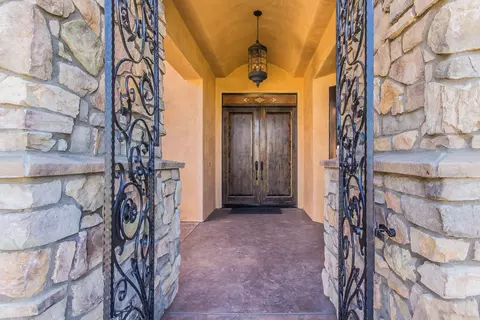3487 Greenstone Pl, Redding, CA 96001 photo 5
