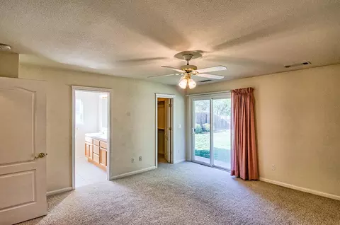 818 Fountain Cir, Redding, CA 96003 photo 14