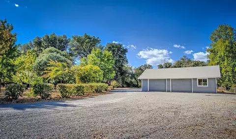 1500 Gordon Ln, Redding, CA 96002 photo 5