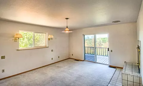 1500 Gordon Ln, Redding, CA 96002 photo 24