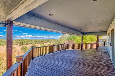 1500 Gordon Ln, Redding, CA 96002 photo 2