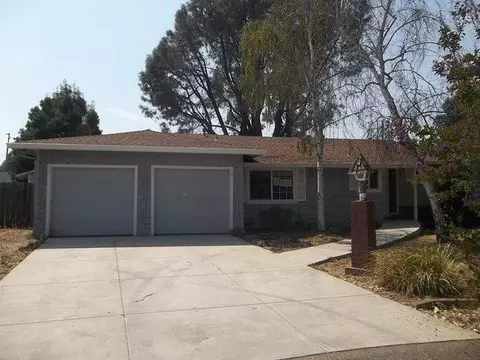 531 Dee Ct, Redding, CA 96002 photo 11