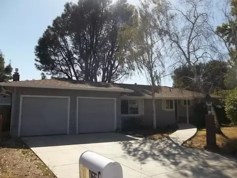 531 Dee Ct, Redding, CA 96002 photo 1