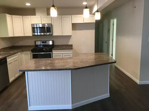 1922 Wheeler St, Redding, CA 96002 photo 4