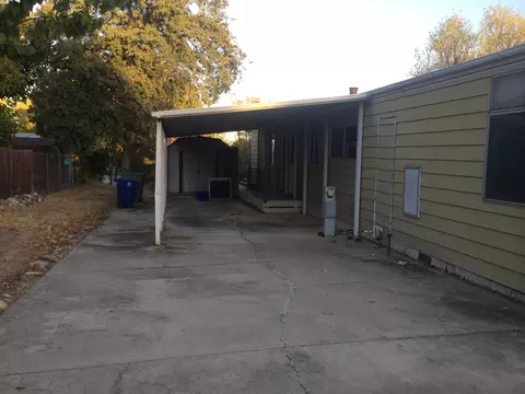 1025 Deerhaven Ct, Redding, CA 96003 photo 4