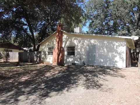 1470 Kenyon Dr, Redding, CA 96001 photo 1