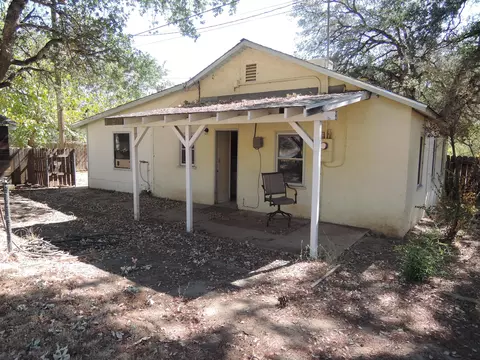 1470 Kenyon Dr, Redding, CA 96001 photo 8