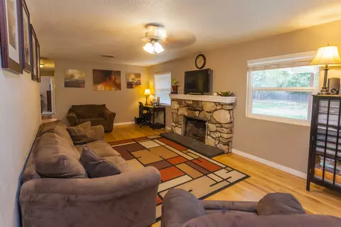 6975 River Dr, Redding, CA 96001 photo 6