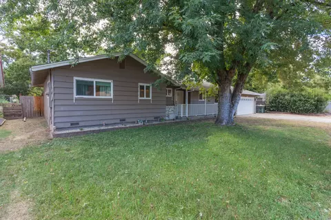 6975 River Dr, Redding, CA 96001 photo 4