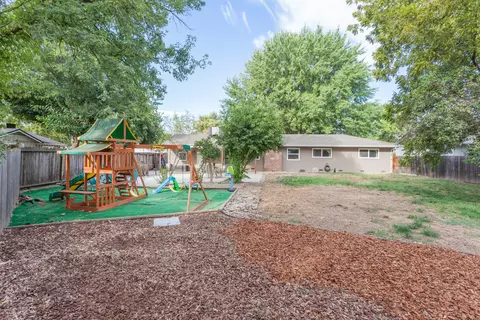 6975 River Dr, Redding, CA 96001 photo 24
