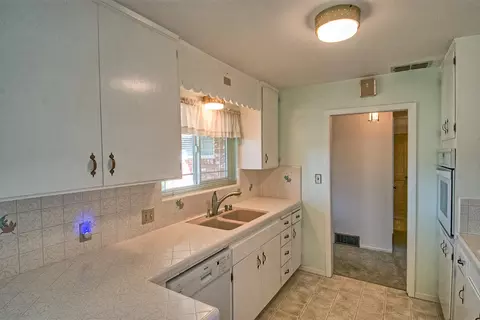 735 Oleta Dr, Redding, CA 96003 photo 16
