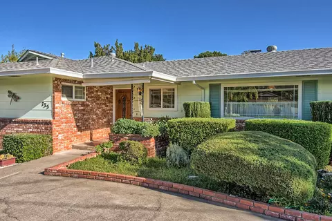 735 Oleta Dr, Redding, CA 96003 photo 2