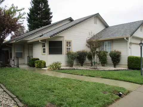 1368 Southfork Trl, Redding, CA 96003 photo 1
