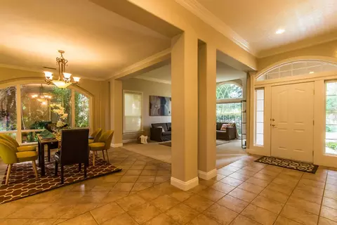 2547 Crescent Moon Ct, Redding, CA 96001 photo 3
